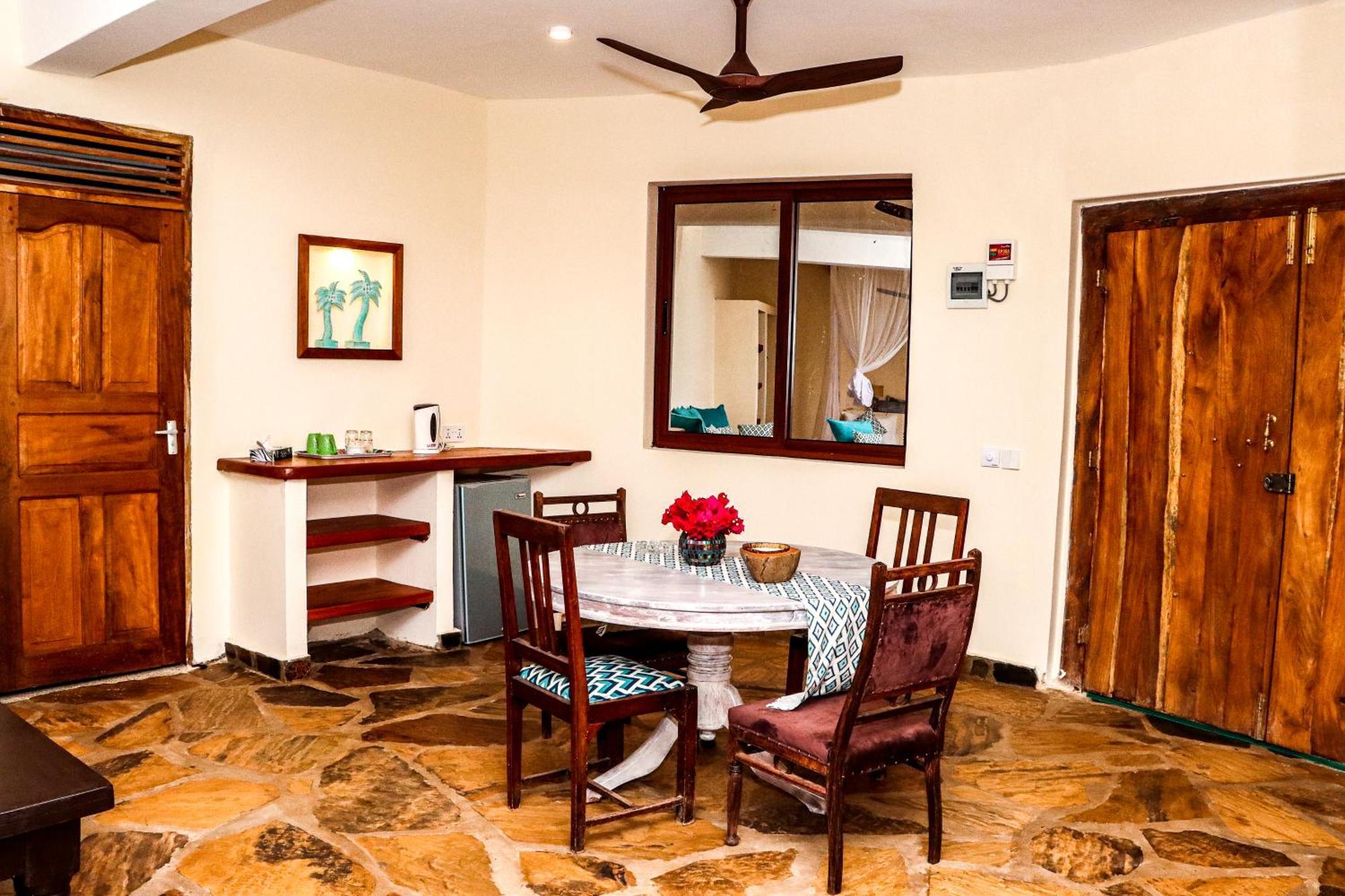 Firefly Eco Retreat Villa Shimoni Dış mekan fotoğraf